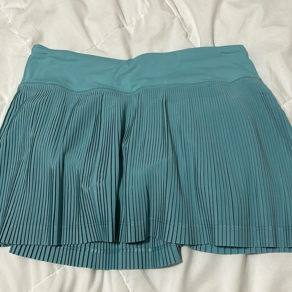 Lululemon varsity pleated skirt